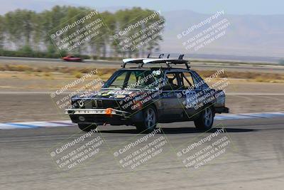 media/Oct-01-2022-24 Hours of Lemons (Sat) [[0fb1f7cfb1]]/10am (Front Straight)/